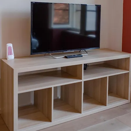 Familia - 252 By Happyhostorino Τορίνο