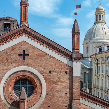 Familia - 252 By Happyhostorino *